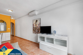 Apartamentas su terasa, Alicante provincijoje, Torrevieja mieste. 3 kambariai | 60 m² | 500 metrų ik