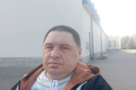 Vyras 42 metu iesko darba operatoriu bobkato be patirtes,mini eskovatorius,ireskovatorius krautuvas
