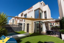 Vila su privačiu baseinu, Alicante provincijoje, Rojales, Ciudad Quesada mieste. 4 kambariai | 100 m