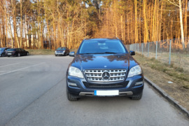 Mercedes-Benz ML 350