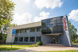 PARDUODAMAS DAUGIAFUNKCINIS KOMERCINIS OBJEKTAS ALYTUJE – VIEŠBUTIS / GROŽIO SALONAS / BARAS–RESTORA
