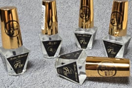 Sukibimą gerinanti priemonė nagams Molly Nail Fix