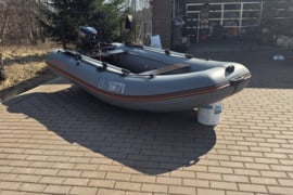 Parduodamas laivas Kolibri Km-330dl su varikliu Suzuki 11kW