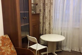 SAVININKE PARDUODU BUTA NAUJININKAI SALTKALVIU G.SU BALKONO.
