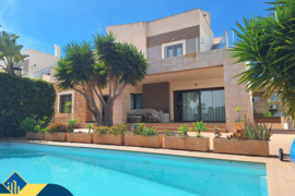 Vila su privačiu baseinu, Alicante provincijoje, Torrevieja mieste, La Mata rajone. 5 kambariai | 30