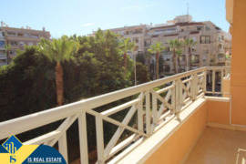 Apartamentas su terasa, Alicante provincijoje, Torrevieja mieste, Playa del Cura rajone. 3 kambariai