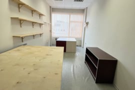 Išnuomojamos įvairiai veiklai pritaikomos patalpos Panerių g. 39