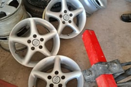 Opel Astra lieti ratlankiai