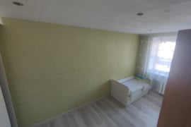 Parduodu vaikišką lovą su čiužiniu