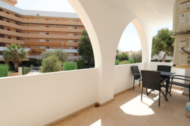 Stilingi ir pilnai atnaujinti apartamentai