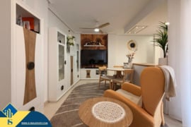 Renovuotas apartamentas su terasa, Alicante provincijoje, Torrevieja mieste, Playa del Cura rajone. 