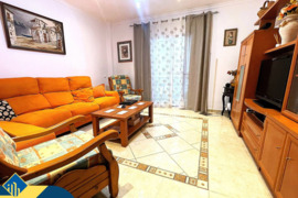 Renovuotas apartamentas su terasa, Alicante provincijoje, Alicante mieste. 4 kambariai | 88 m² | 1 k