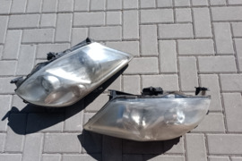 Priekiniai LED žibintai Toyota Auris 2007