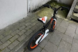 Berniuko vaikiskas dviratis  Naudotas  Vaikiškas  dviratis