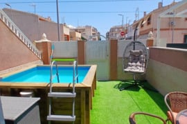 Bungalas su privačiu baseinu, Alicante provincijoje, Torrevieja mieste, Playa del Acequión rajone. 3