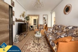 Renovuotas apartamentas su terasa, Alicante provincijoje, Torrevieja mieste, Playa de los Locos rajo