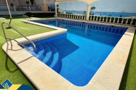 Apartamentas su bendru baseinu, Alicante provincijoje, Torrevieja mieste, Playa del Cura rajone. 3 k