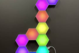 Naujas LED RGB Šešiakampis apšvietimas žaidimų kambariui Gaming hexagon