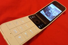 GERAS NOKIA 2720 FLIP- 2 SIM,, WI-FI