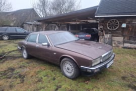 Jaguar xj6 XJ40 dalimis, Jaguar XJ Sedanas Autodalys