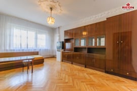 TVARKINGAS 1 KAMBARYS JUSTINIŠKĖSE SU BALKONU (3 KAMBARIŲ BUTE)!