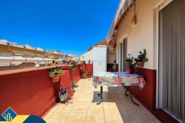 Penthouse apartamentas su terasa, Alicante provincijoje, Torrevieja mieste. 2 kambariai | 52 m² | 70