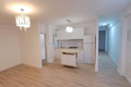 Renovuotas apartamentas su terasa, Alicante provincijoje, Torrevieja mieste. 4 kambariai | 108 m² | 