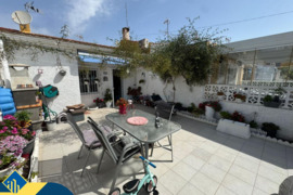 Bungalas su terasa, Alicante provincijoje, Torrevieja mieste. 3 kambariai | 50 m² | 2 kilometrai iki