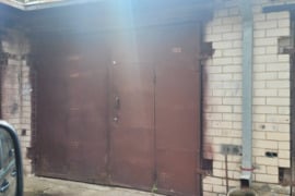 Metaliniai garažo vartai