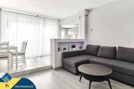 Renovuotas apartamentas su terasa, Alicante provincijoje, Torrevieja mieste, Playa del Cura rajone. 