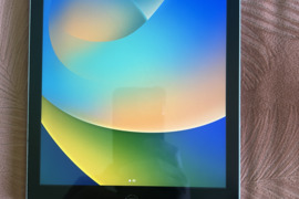 Apple iPad 5th Gen 32 GB