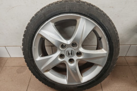 Honda Accord ratai R17 su M+S Kormoran padangomis