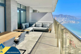 Penthouse apartamentas su bendru baseinu, Alicante provincijoje, Benidorm mieste. 4 kambariai | 304 