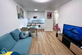 Renovuotas apartamentas su bendru baseinu, Alicante provincijoje, Torrevieja mieste. 3 kambariai | 6