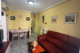 Apartamentas su terasa, Alicante provincijoje, Torrevieja mieste. 2 kambariai | 51 m² | 500 metrų ik