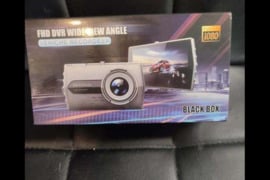 Automobilinė vaizdo kamera su LCD ekranu