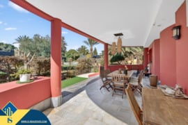 Vila su privačiu baseinu, Alicante provincijoje, Alicante mieste. 6 kambariai | 265 m² | 6 kilometra