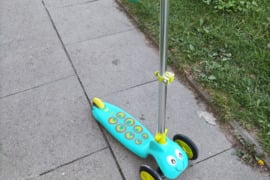 Vaikiškas paspirtukas Mookie Scootiebug Sponge