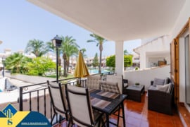 Namas su bendru baseinu, Alicante provincijoje, Gran Alacant mieste. 7 kambariai | 287 m² | 1 kilome