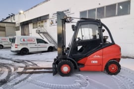 Naudotas dyzelinis šakinis krautuvas LINDE H40D