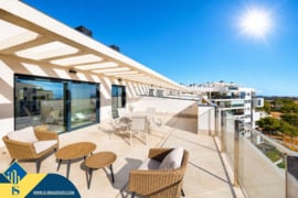 Penthouse apartamentas su bendru baseinu, Alicante provincijoje, Orihuela Costa mieste. 4 kambariai 
