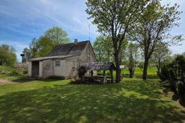 NAMAS VILKAVIŠKIO R. SAV., UŽBALIŲ K