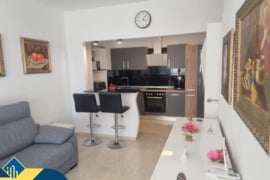 Renovuotas apartamentas su terasa, Alicante provincijoje, Torrevieja mieste, Playa de los Locos rajo