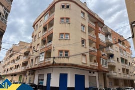 Apartamentas su terasa, Alicante provincijoje, Torrevieja mieste. 3 kambariai | 58 m² | 550 metrų ik