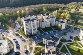 Erdvus 4 kambarių butas Druskininkuose