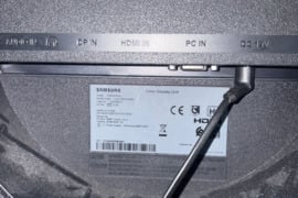 Samsung T55 32” Curved Monitor￼