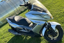 Kawasaki J, Motoroleris - Mopedas