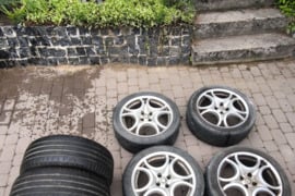 Alfa Romeo originalus lieti rantlankiai su vasarinem padangos + 2 dovanu