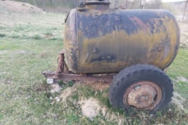 Backa, Cisternos