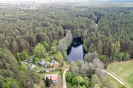 Arduodamas namų valdos sklypas unikaliame Marcinkonių kaime